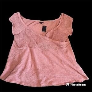 New Mauve Torrid vneck peplum blouse stretchy shirt